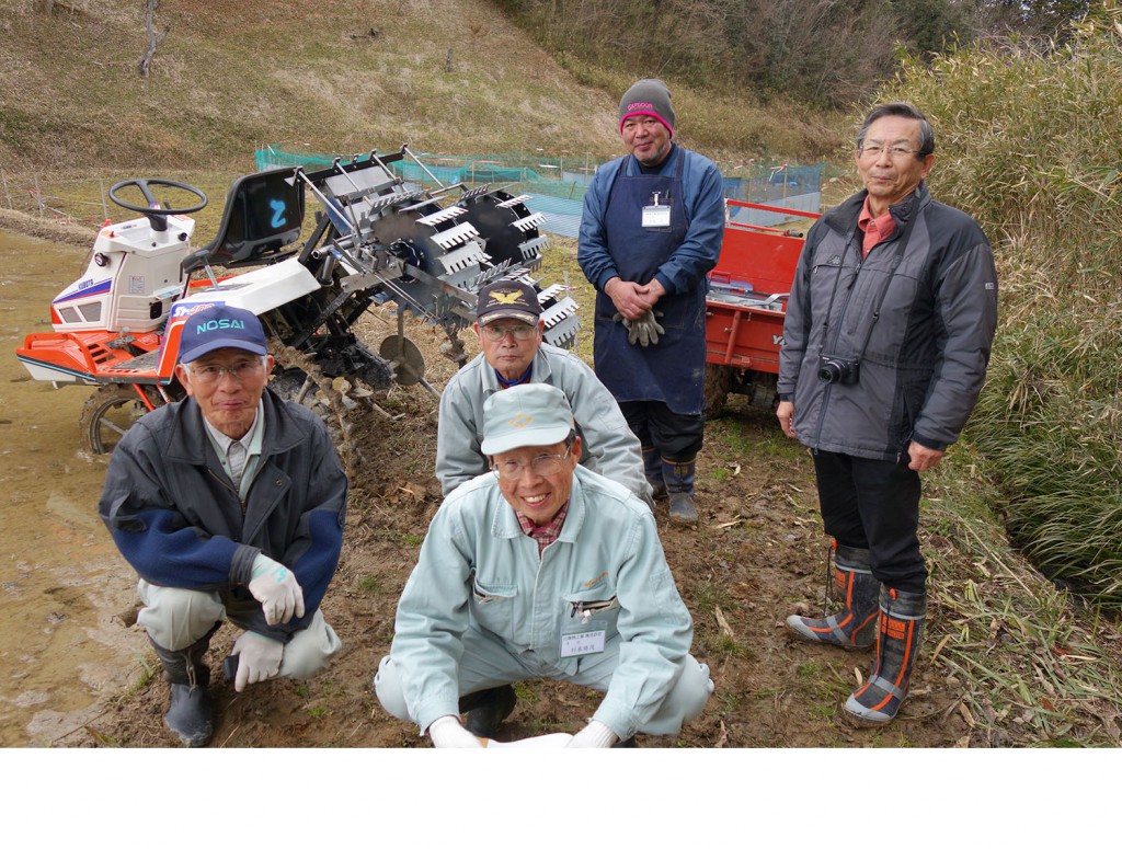 実験用圃場での試験走行（冬季） (3)
